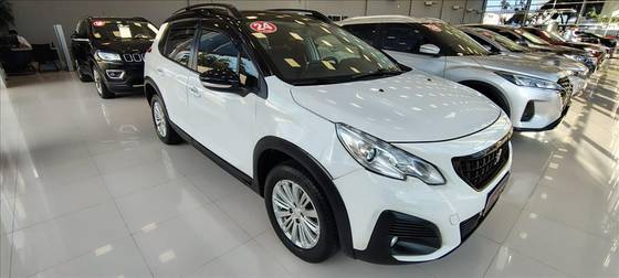 PEUGEOT 2008 1.6 16V FLEX ALLURE 4P AUTOMÁTICO PEUGEOT 2008 1.6 16V FLEX ALLURE 4P AUTOMÁTICO
